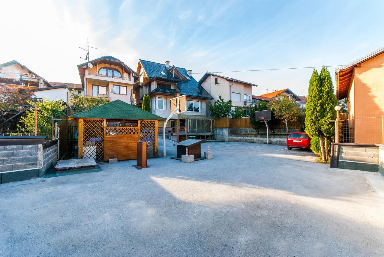 Apartments Kira Szarajevó Kültér fotó